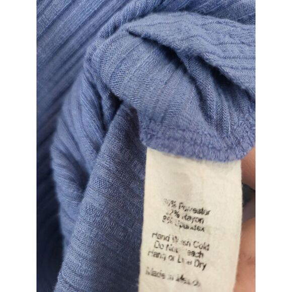 W5 Blouse Medium Womens Short Sleeve Blue V Neck Pullover Gathered Front - Picture 5 of 6